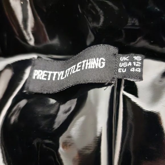 Pretty Little Thing Black Vinyl Puffer Coat - Picture 7 of 12